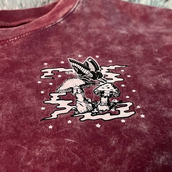 Empyre Graphic tee size S - Picture 2 of 5